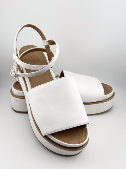 Kawaii Y2K Harajuku Style Anklet Platform Sandals in White (6.5M)