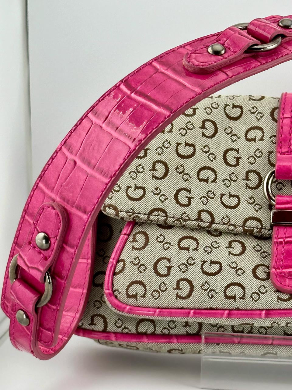 Y2K Guess Shoulder Baguette, Streetwear Shoulder Purse