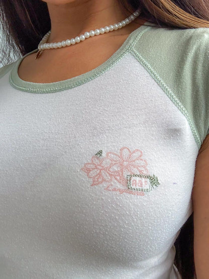 Vintage Y2K Abercrombie & Fitch Hibiscus Flower Graphic Baby Tee in Semi Sheer Fabric, Coconut Girl Top (S)